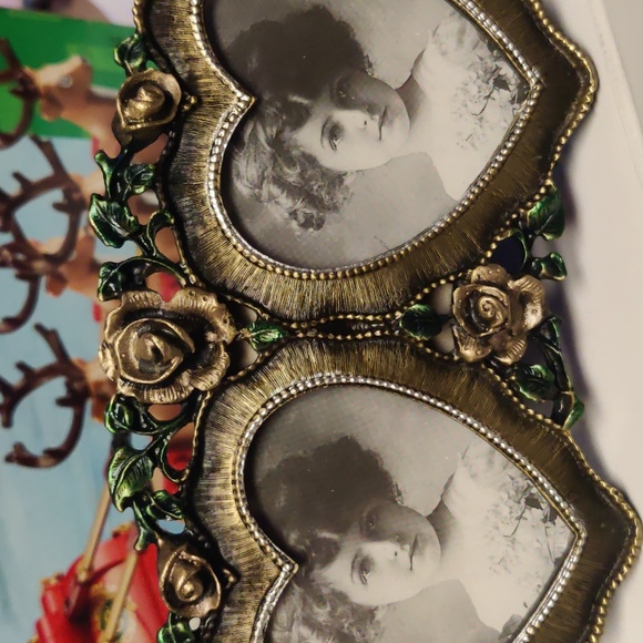 2002 Artist Floral Roses Heart Picture Frame, Ornate - Double picture Frame - Picture 7 of 10